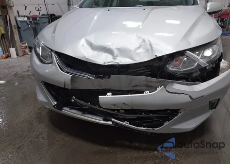 2017 Chevrolet Volt Lt z USA, uszkodzony, nr VIN 1G1RC6S55HU169003